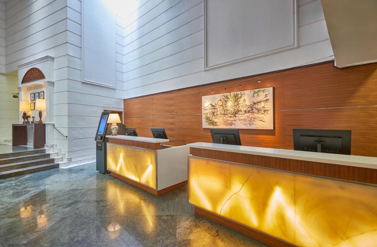 Village Hotel Albert Court By Far East Hospitality Singapore Exterior photo